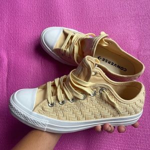Womens low top converse